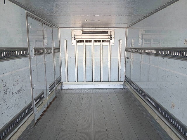 日野レンジャー冷凍車（冷蔵車）中型（4t）[写真07]