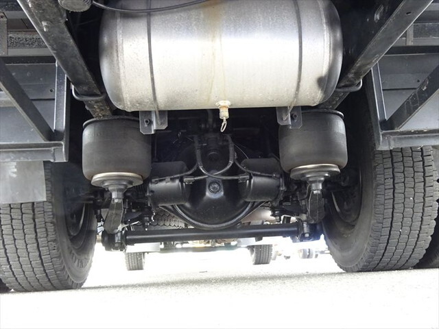 いすゞフォワードセルフクレーン5段増トン（6t・8t）[写真14]