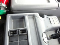 いすゞフォワードセルフクレーン5段増トン（6t・8t）[写真30]