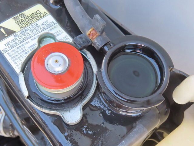 いすゞギガアルミウイング大型（10t）[写真16]