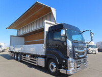 いすゞギガアルミウイング大型（10t）[写真01]