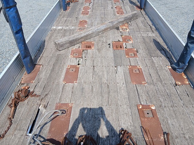 三菱ふそうスーパーグレートアルミブロック大型（10t）[写真12]