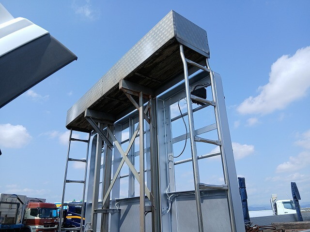 三菱ふそうスーパーグレートアルミブロック大型（10t）[写真17]