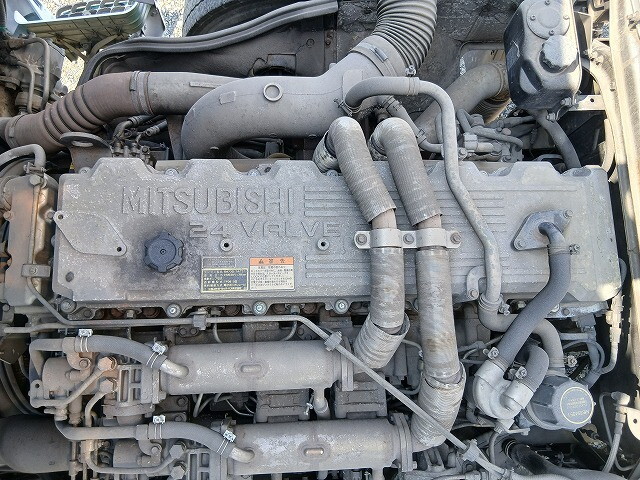 三菱ふそうスーパーグレートアルミブロック大型（10t）[写真18]