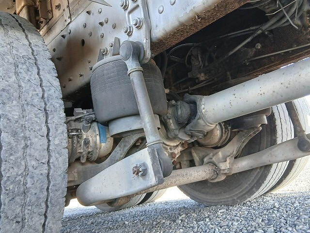 三菱ふそうスーパーグレートアルミブロック大型（10t）[写真29]