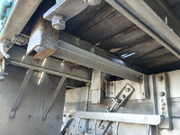 三菱ふそうスーパーグレートアルミブロック大型（10t）[写真32]