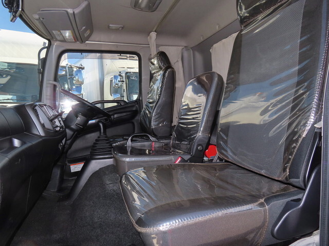 日野レンジャー冷凍車（冷蔵車）中型（4t）[写真21]