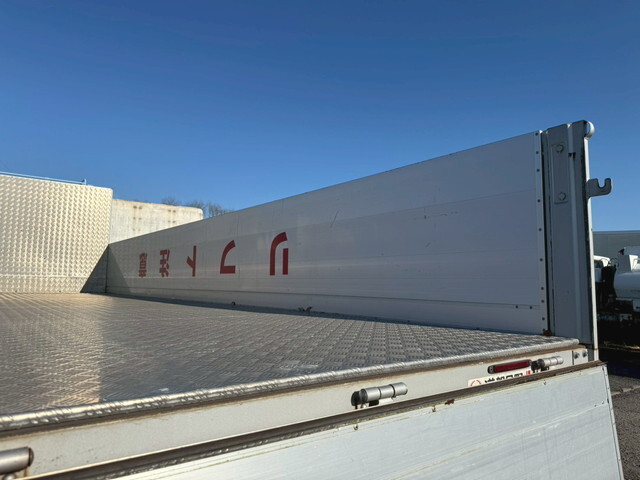 日野レンジャーアルミブロック中型（4t）[写真28]