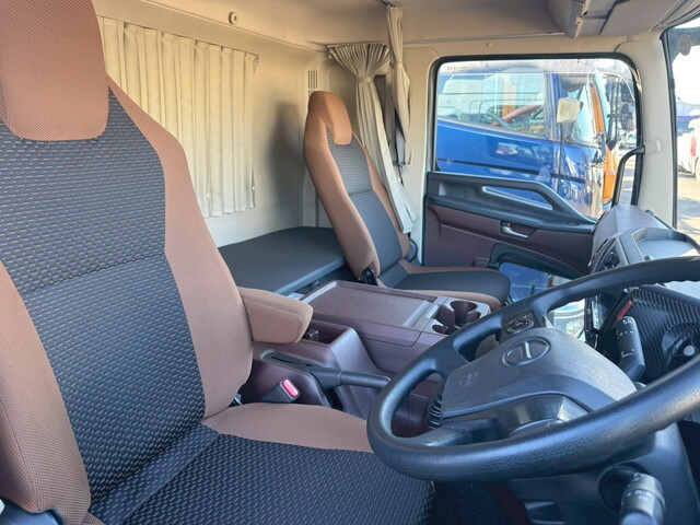 日野レンジャーアルミブロック中型（4t）[写真30]