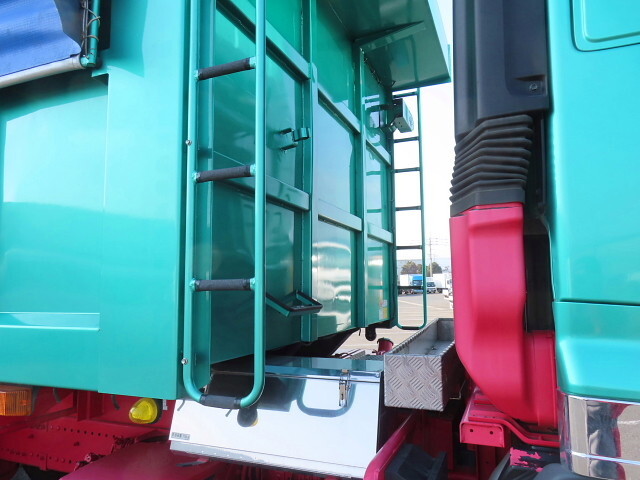 日野プロフィア深ダンプ（土砂禁ダンプ）大型（10t）[写真36]