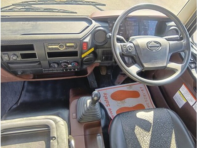 日野レンジャーダンプ中型（4t）[写真23]