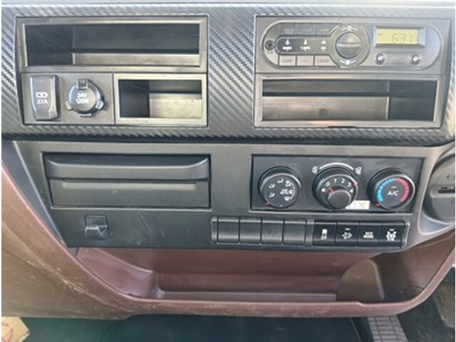 日野レンジャーダンプ中型（4t）[写真24]