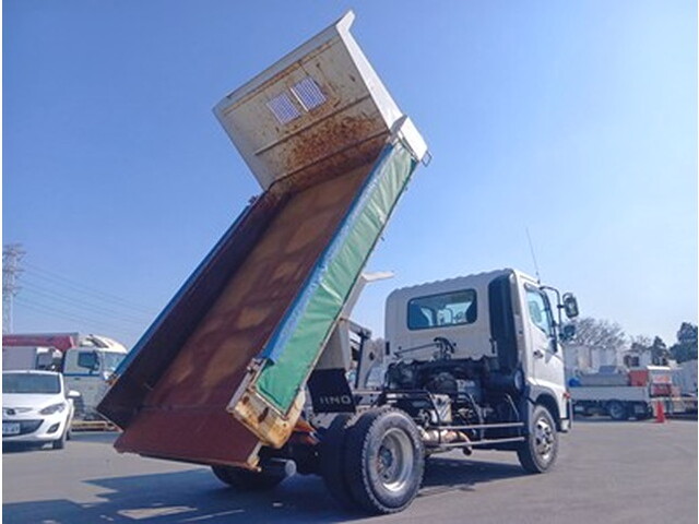 日野レンジャーダンプ中型（4t）[写真04]