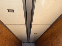 いすゞギガアルミウイング大型（10t）[写真14]