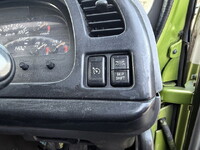 いすゞギガアルミウイング大型（10t）[写真33]