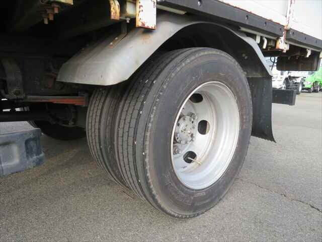 三菱ふそうキャンタークレーン4段小型（2t・3t）[写真20]