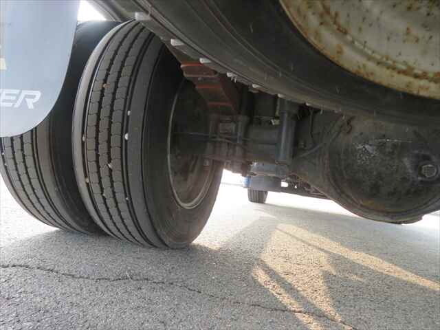 三菱ふそうキャンタークレーン4段小型（2t・3t）[写真23]