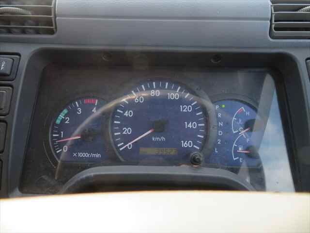 三菱ふそうキャンタークレーン4段小型（2t・3t）[写真37]