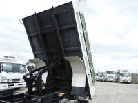 いすゞフォワードダンプ中型（4t）[写真12]