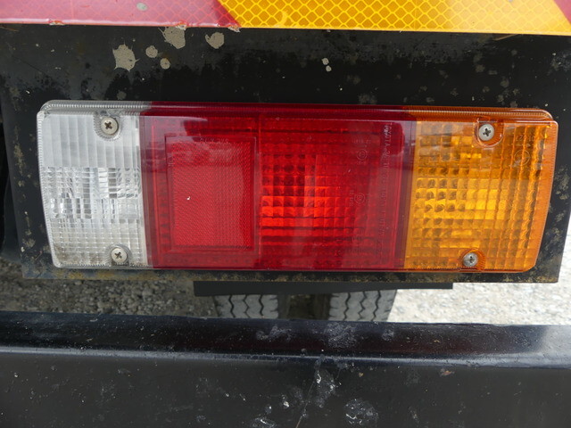 いすゞフォワードダンプ中型（4t）[写真25]