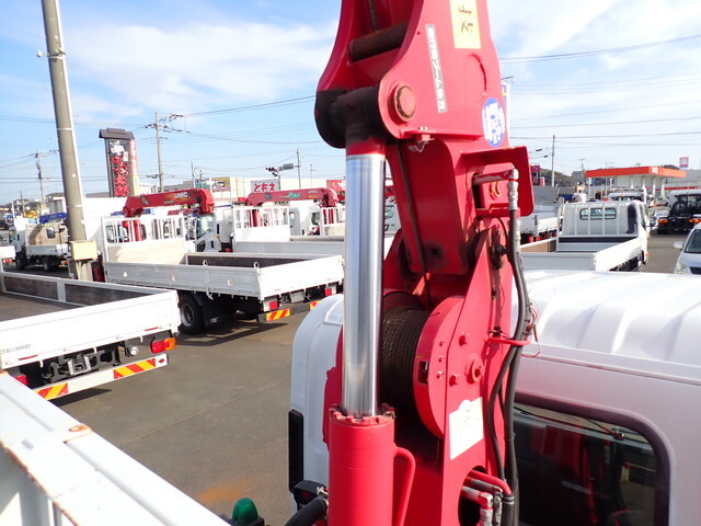 いすゞエルフクレーン3段小型（2t・3t）[写真10]