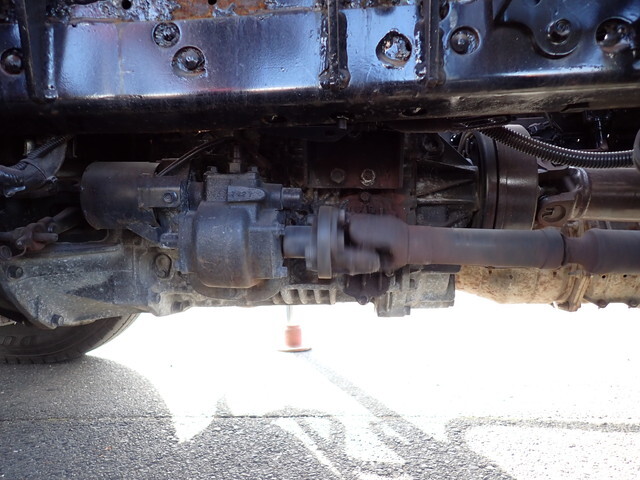 いすゞエルフクレーン3段小型（2t・3t）[写真17]