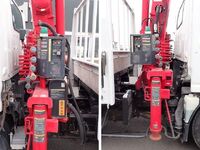 いすゞエルフクレーン3段小型（2t・3t）[写真18]