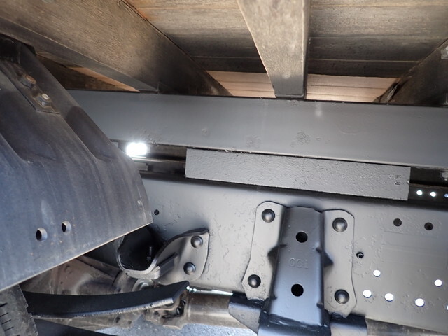 いすゞエルフクレーン3段小型（2t・3t）[写真26]