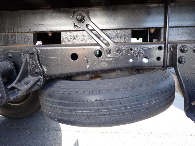 いすゞエルフクレーン3段小型（2t・3t）[写真30]