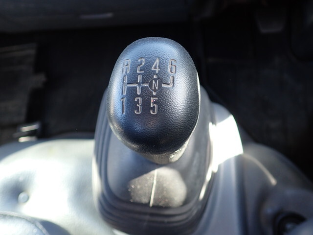 いすゞエルフクレーン3段小型（2t・3t）[写真33]