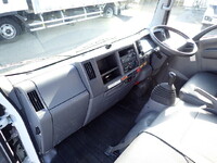 いすゞエルフクレーン3段小型（2t・3t）[写真36]