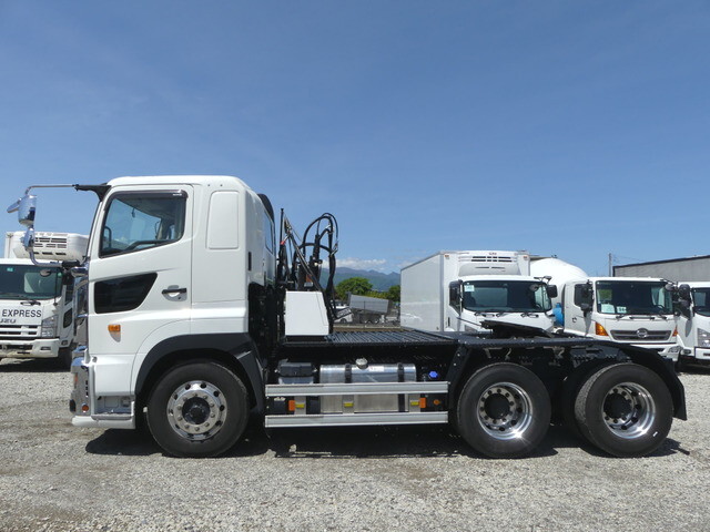 日野プロフィアトレーラーヘッド（トラクターヘッド）大型（10t）[写真06]