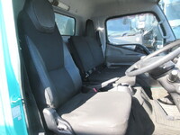 三菱ふそうキャンターアルミバン小型（2t・3t）[写真12]