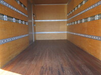 三菱ふそうキャンターアルミバン小型（2t・3t）[写真28]