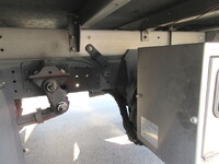 三菱ふそうキャンターアルミバン小型（2t・3t）[写真09]