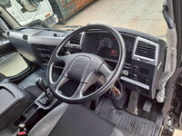 三菱ふそうファイターセルフクレーン4段増トン（6t・8t）[写真09]