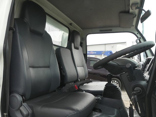 いすゞエルフダンプ小型（2t・3t）[写真10]