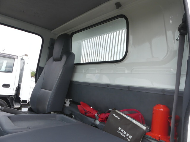 いすゞエルフダンプ小型（2t・3t）[写真16]