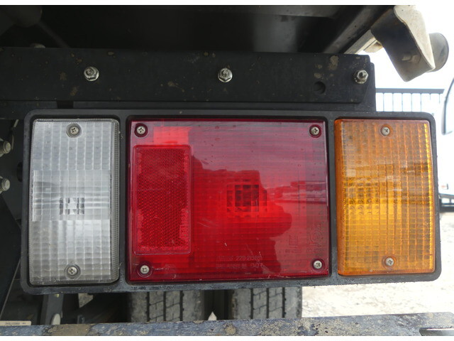 いすゞエルフダンプ小型（2t・3t）[写真23]