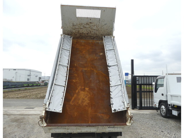 いすゞエルフダンプ小型（2t・3t）[写真08]