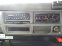 いすゞエルフクレーン4段小型（2t・3t）[写真18]