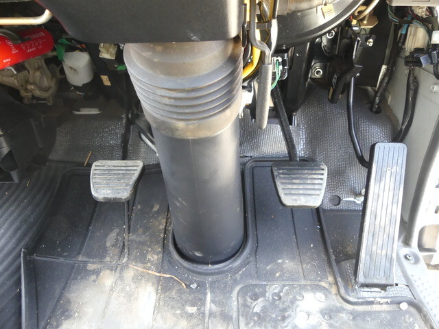 いすゞエルフクレーン4段小型（2t・3t）[写真19]