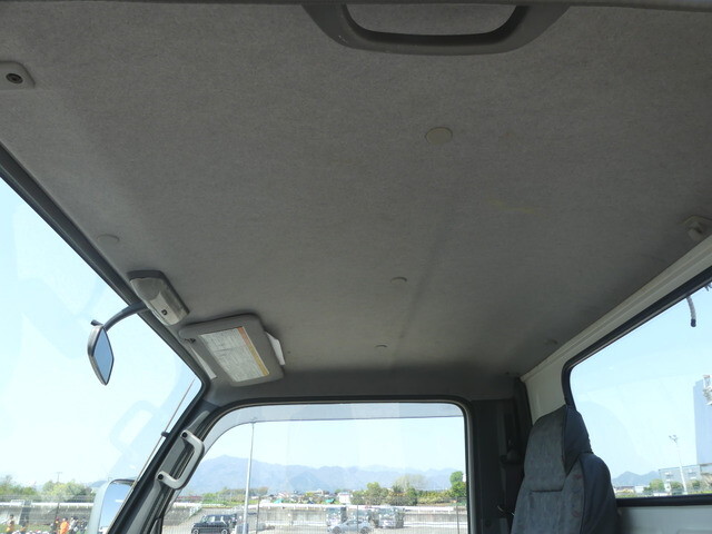 いすゞエルフクレーン4段小型（2t・3t）[写真09]