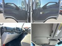 日野デュトロセーフティローダー小型（2t・3t）[写真32]