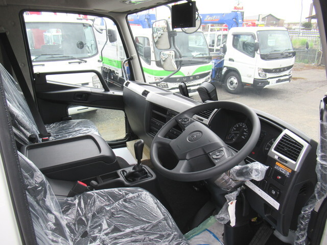 三菱ふそうファイタークレーン4段中型（4t）[写真25]