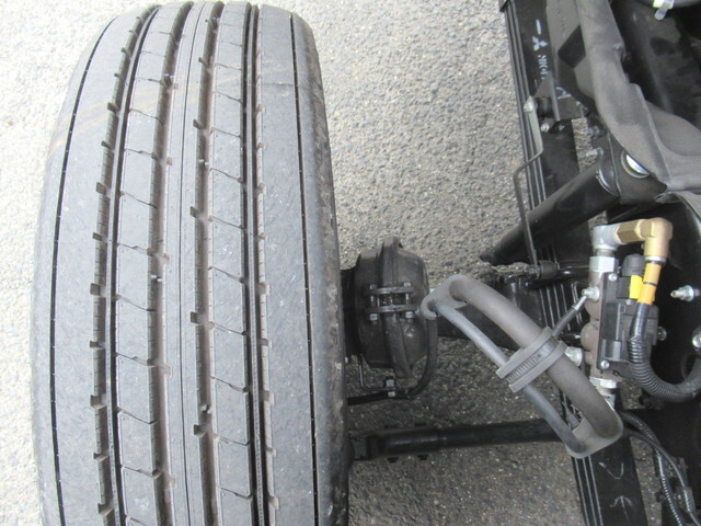 三菱ふそうファイタークレーン4段中型（4t）[写真31]