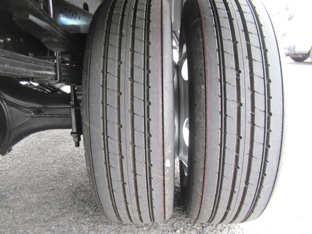 三菱ふそうファイタークレーン4段中型（4t）[写真34]