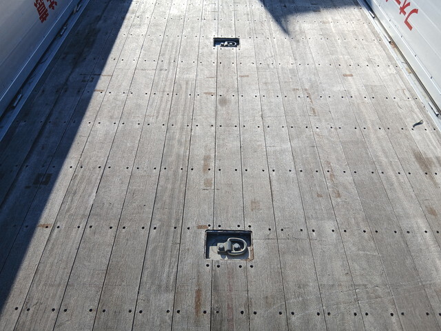 三菱ふそうスーパーグレートアルミブロック大型（10t）[写真15]