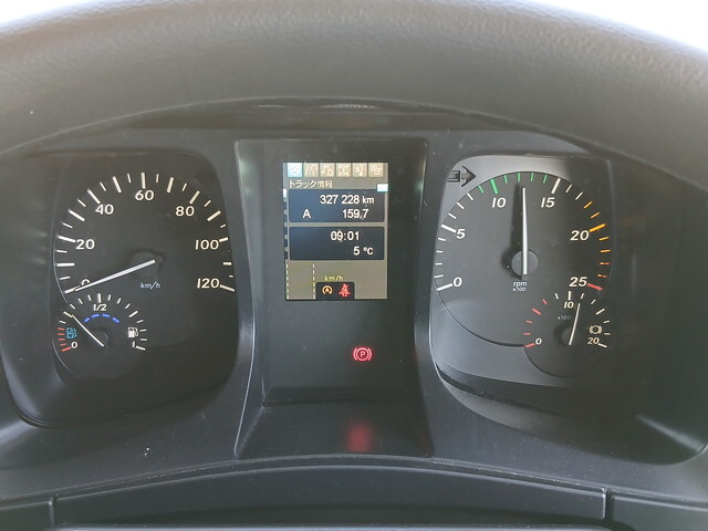 三菱ふそうスーパーグレートアルミブロック大型（10t）[写真25]