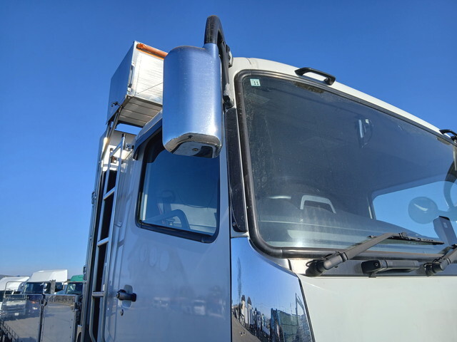 三菱ふそうスーパーグレートアルミブロック大型（10t）[写真07]